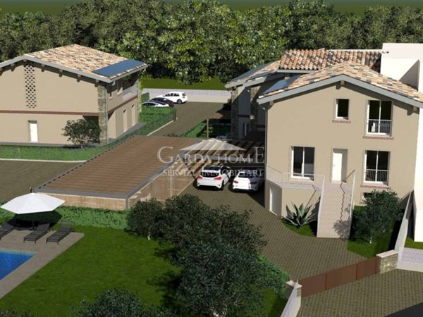 casa indipendente in vendita a Desenzano del Garda