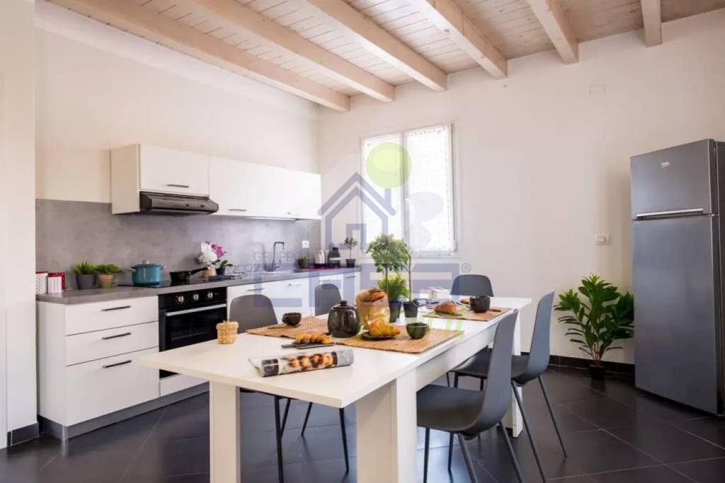 appartamento in vendita a Desenzano del Garda