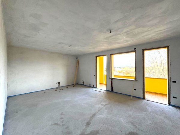 casa indipendente in vendita a Desenzano del Garda in zona San Pietro