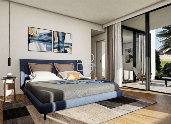 appartamento in vendita a Desenzano del Garda in zona Rivoltella