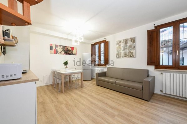appartamento in vendita a Desenzano del Garda