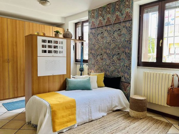 appartamento in vendita a Desenzano del Garda in zona Rivoltella
