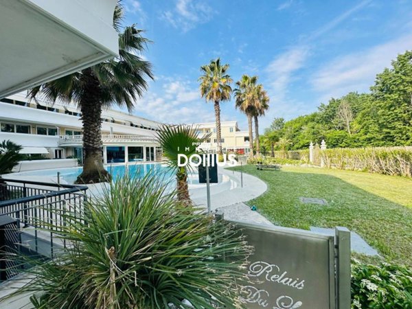 appartamento in vendita a Desenzano del Garda in zona Rivoltella