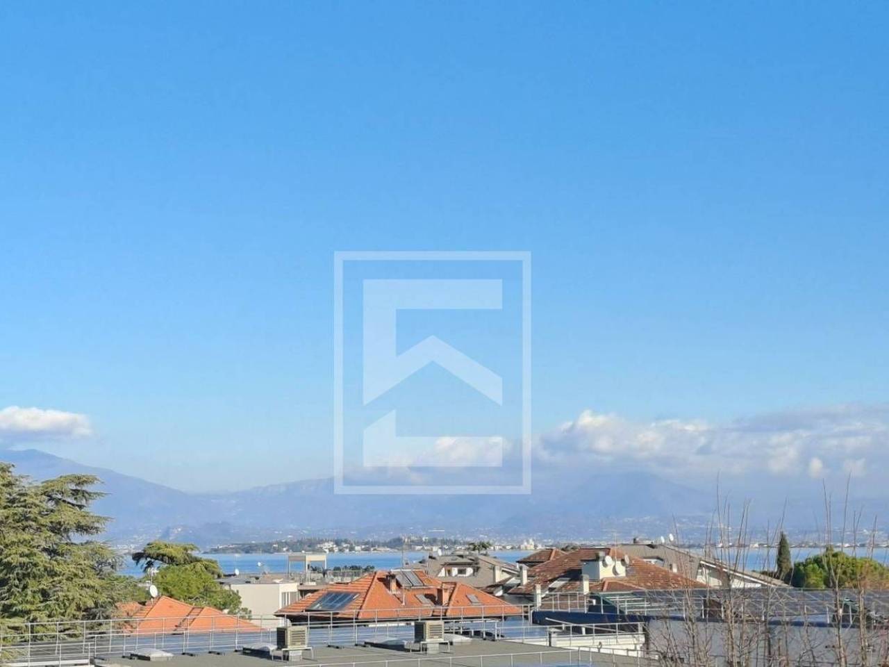 appartamento in vendita a Desenzano del Garda