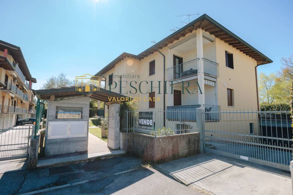 appartamento a Desenzano del Garda in zona San Martino della Battaglia