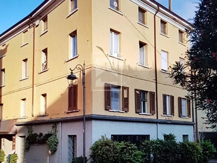 casa indipendente in vendita a Desenzano del Garda