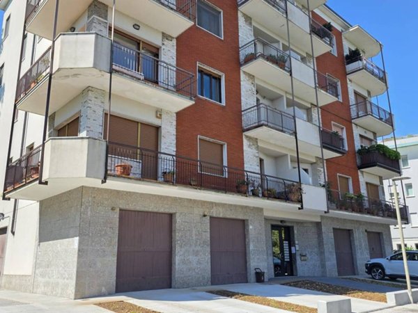 appartamento in vendita a Desenzano del Garda