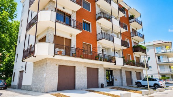 appartamento in vendita a Desenzano del Garda