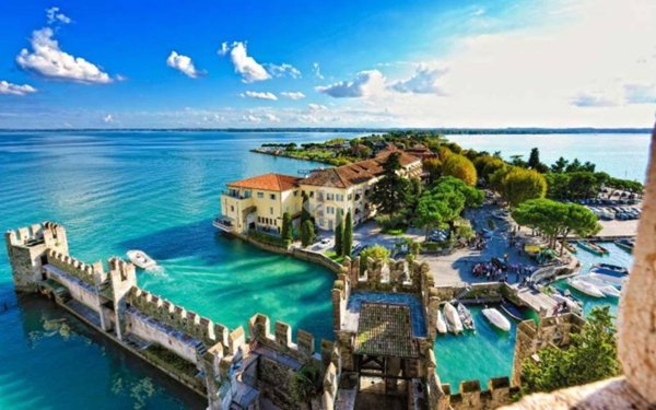 negozio in vendita a Desenzano del Garda
