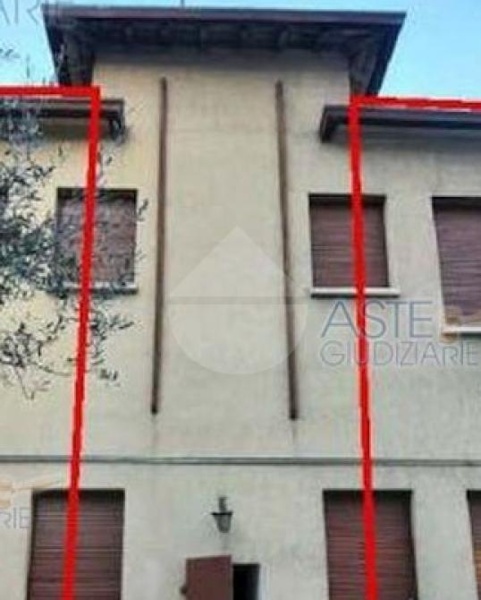 casa indipendente in vendita a Desenzano del Garda