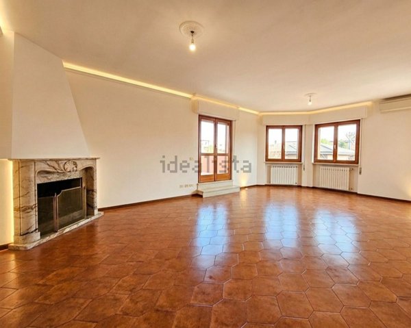 appartamento in vendita a Desenzano del Garda