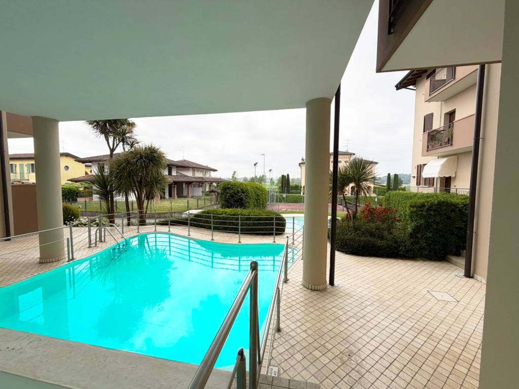 appartamento in vendita a Desenzano del Garda