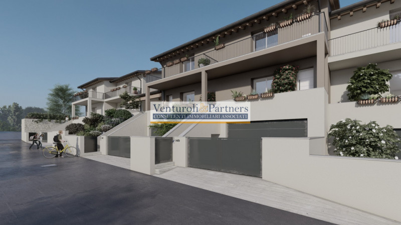 casa indipendente in vendita a Desenzano del Garda