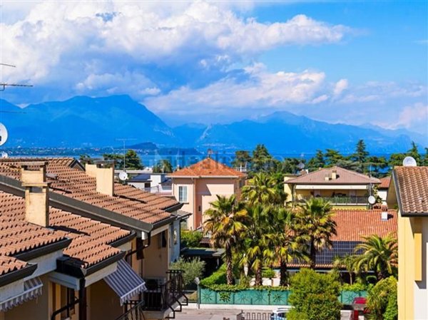appartamento in vendita a Desenzano del Garda