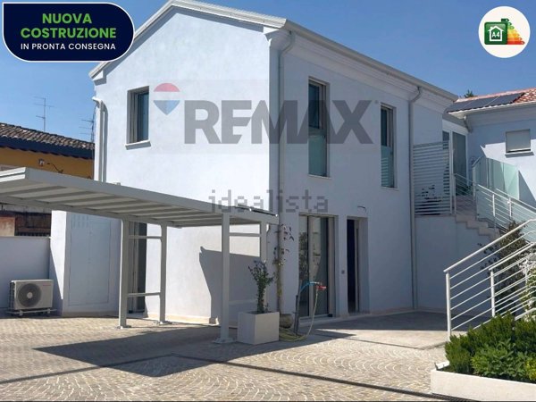 appartamento in vendita a Desenzano del Garda