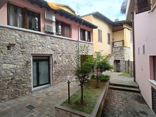 appartamento in vendita a Desenzano del Garda