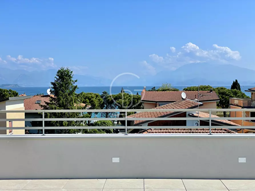 appartamento in vendita a Desenzano del Garda