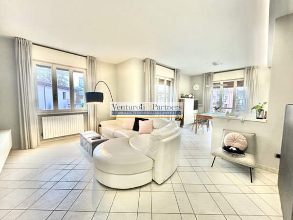 appartamento in vendita a Desenzano del Garda