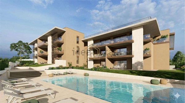appartamento in vendita a Desenzano del Garda