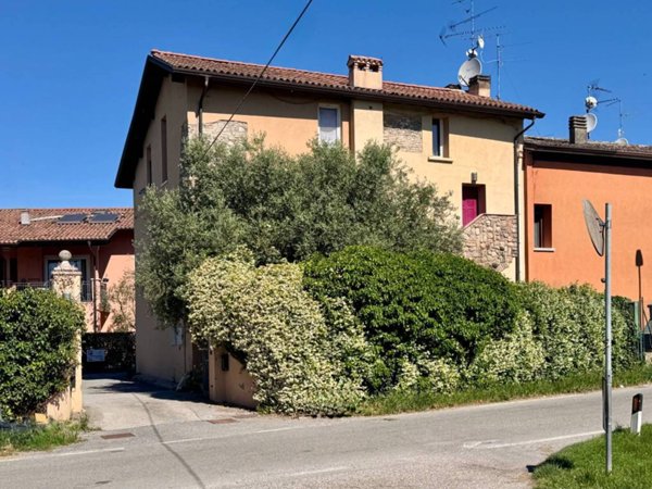appartamento in vendita a Desenzano del Garda