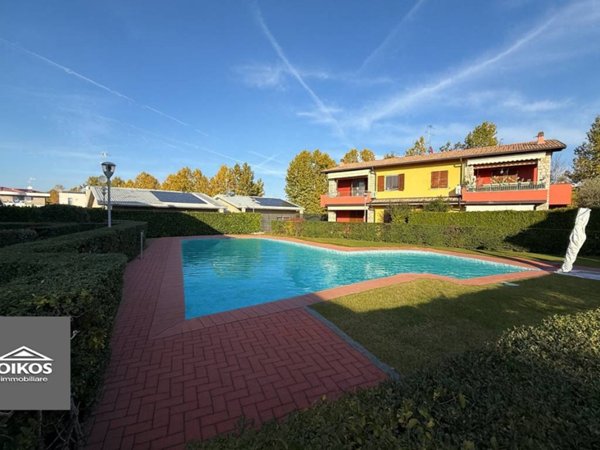 appartamento in vendita a Desenzano del Garda in zona Rivoltella
