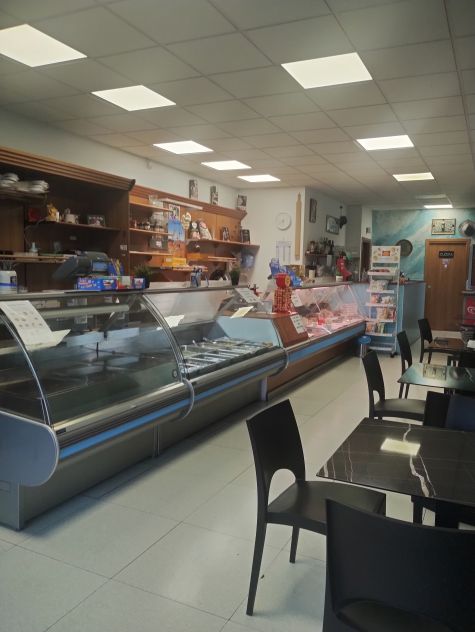 locale commerciale a Desenzano del Garda in zona San Martino della Battaglia