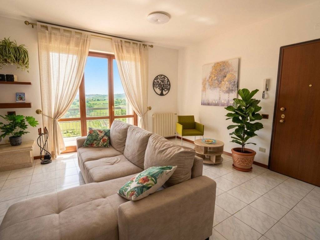 intera palazzina in vendita a Desenzano del Garda