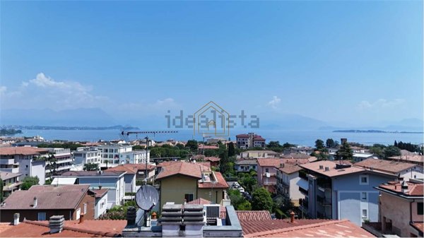 appartamento in vendita a Desenzano del Garda