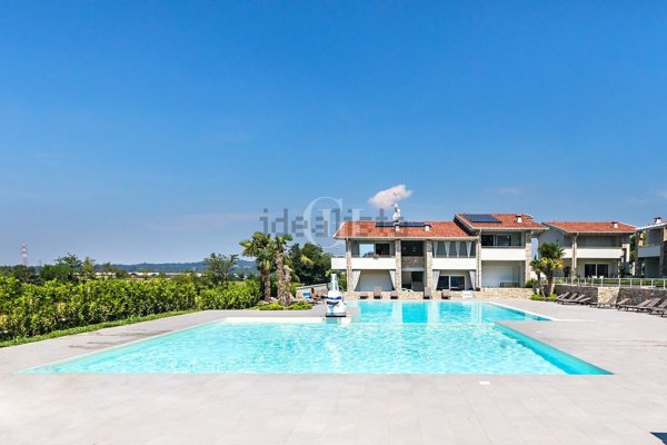 appartamento in vendita a Desenzano del Garda