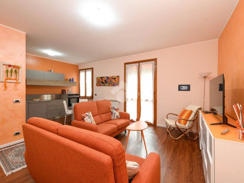 appartamento in vendita a Desenzano del Garda