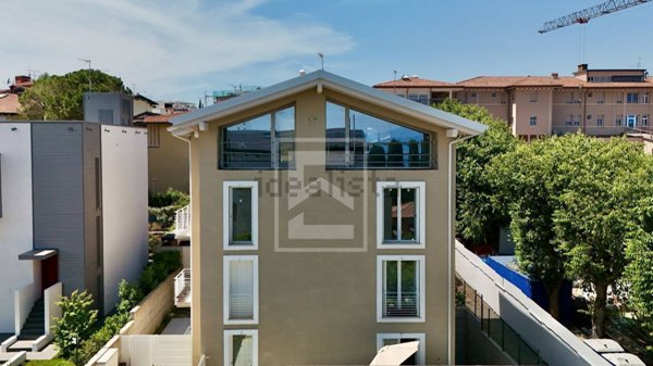 appartamento in vendita a Desenzano del Garda