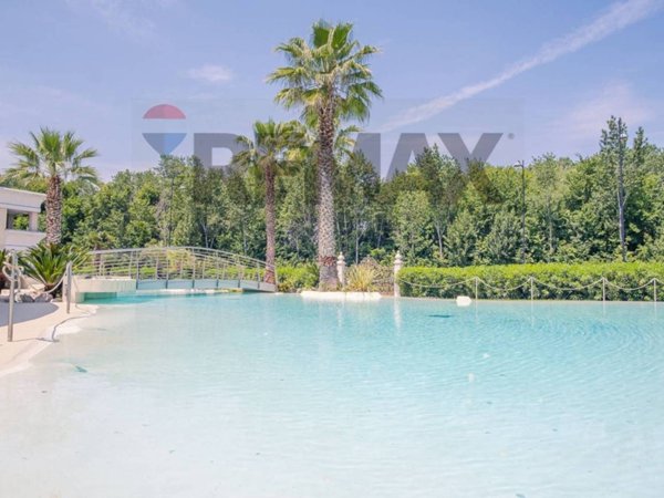 appartamento in vendita a Desenzano del Garda in zona Rivoltella