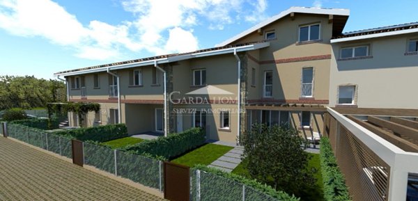 casa indipendente in vendita a Desenzano del Garda in zona Campeggio sul Vò