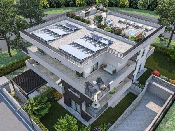 appartamento in vendita a Desenzano del Garda