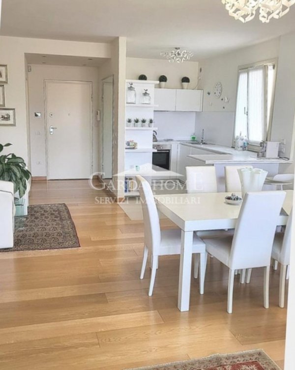 appartamento in vendita a Desenzano del Garda