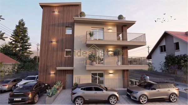 appartamento in vendita a Desenzano del Garda