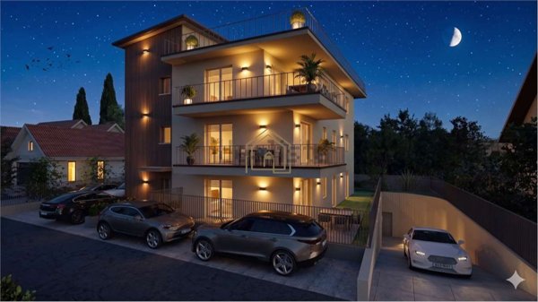 appartamento in vendita a Desenzano del Garda