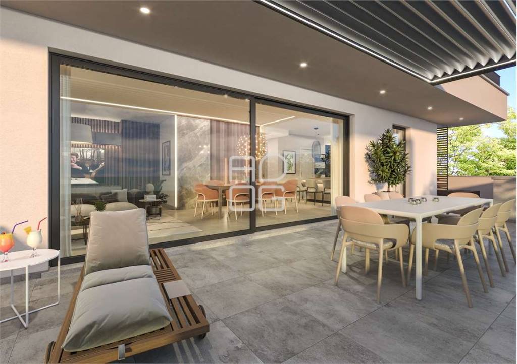 appartamento in vendita a Desenzano del Garda in zona Campeggio sul Vò
