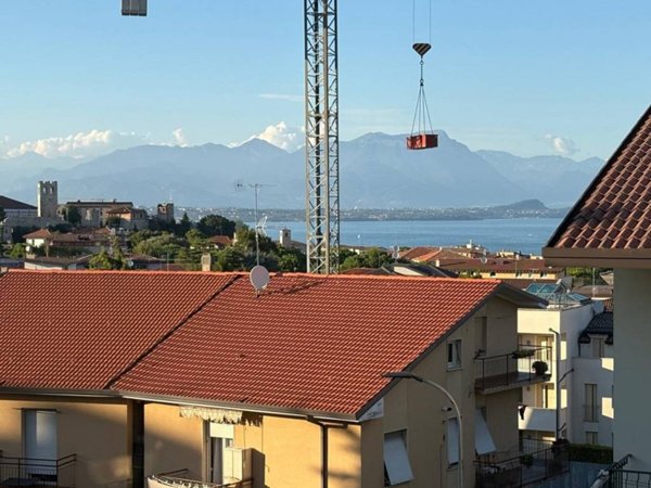 appartamento in vendita a Desenzano del Garda