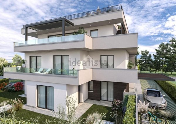 appartamento in vendita a Desenzano del Garda