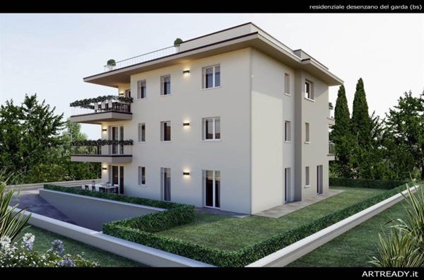 appartamento in vendita a Desenzano del Garda in zona Campeggio sul Vò