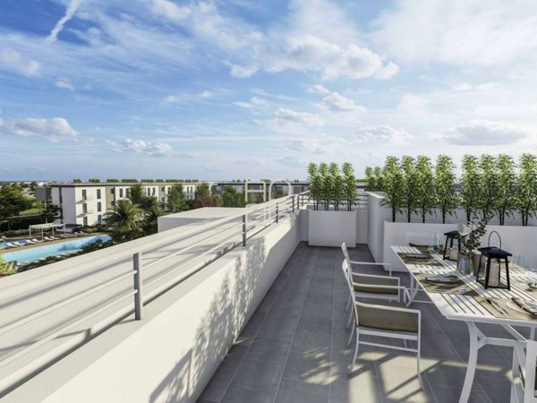 appartamento in vendita a Desenzano del Garda in zona Rivoltella