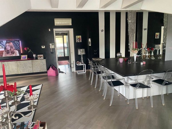 appartamento in vendita a Desenzano del Garda in zona Campeggio sul Vò