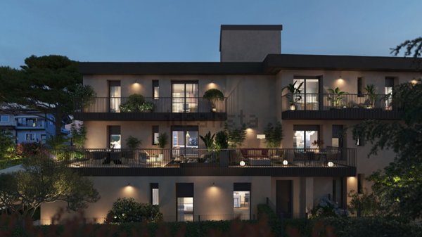 appartamento in vendita a Desenzano del Garda in zona Campeggio sul Vò