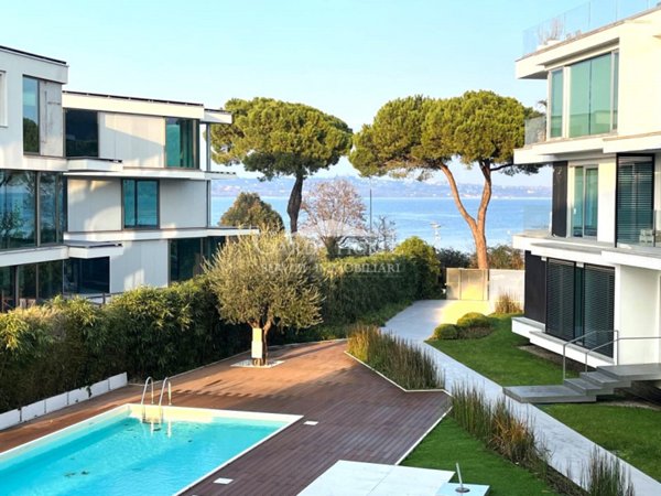 appartamento in vendita a Desenzano del Garda