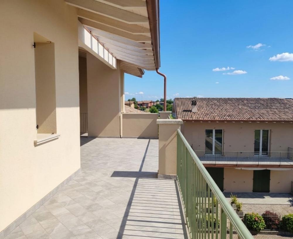 appartamento a Desenzano del Garda in zona San Martino della Battaglia