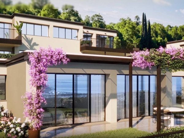 appartamento in vendita a Desenzano del Garda