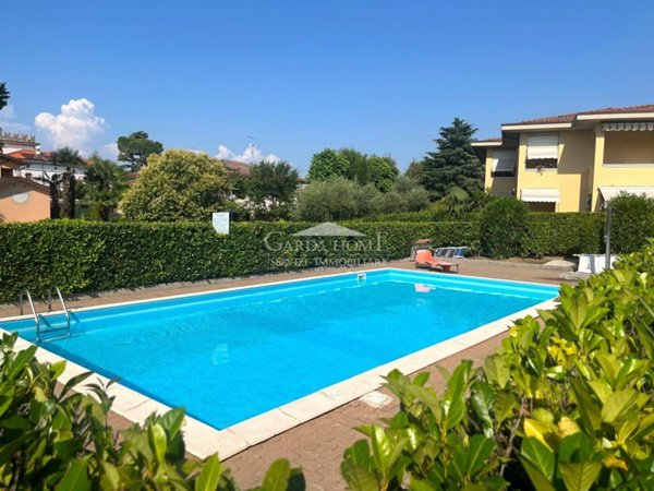 appartamento in vendita a Desenzano del Garda in zona Rivoltella