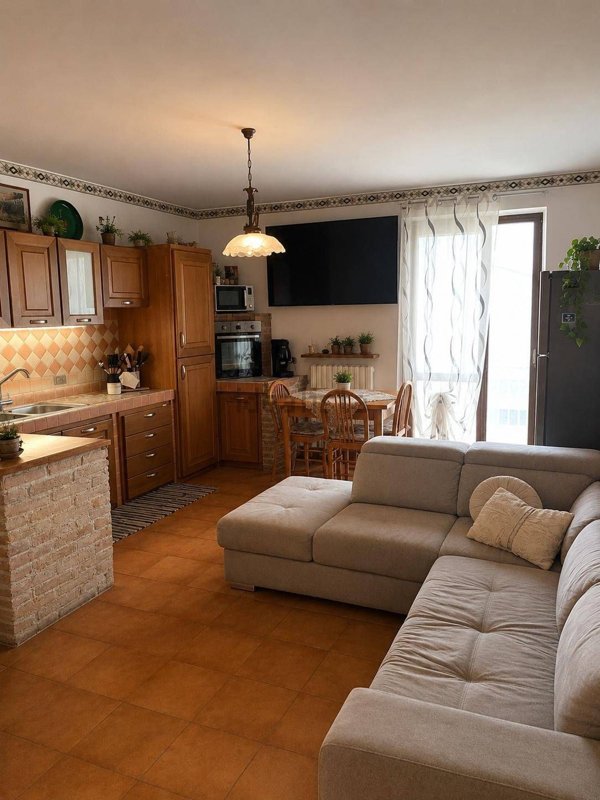 appartamento in vendita a Desenzano del Garda in zona Rivoltella