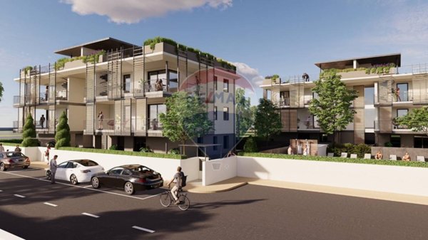 appartamento in vendita a Desenzano del Garda in zona Rivoltella